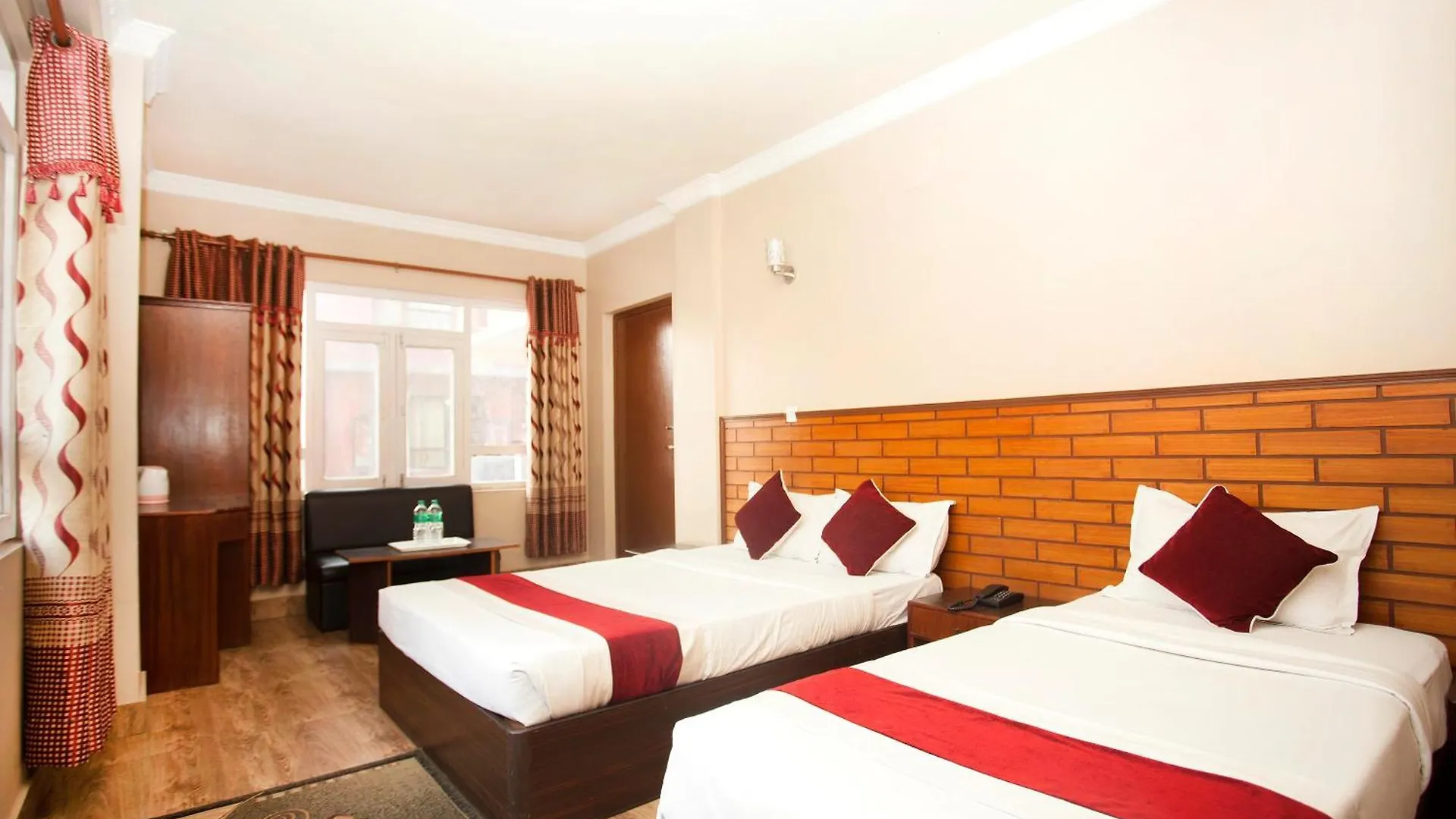 Hotel Holiday Taj Kathmandu 3*,  Nepal